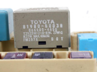 VAROVALKE/RELE' OEM N. 82741-52010 ORIGINAL REZERVNI DEL TOYOTA YARIS