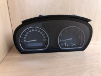 x3 e83 števec DIESEL merilnik hitrosti BMW 3416113