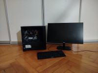 Komplet računalnik, monitor in tipkovnica