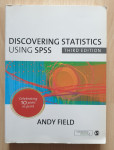 Podarim knjigo Discovering Statistics using SPSS