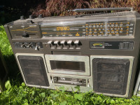 boombox radio,GRUNDIG, PHILIPS