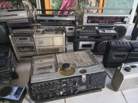 Lot zbirka radijev,vintage radio,zasebna zbirka radijev,