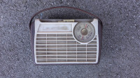 Prenosni radio.Kofferradio/portable radio.Ingelen?Wien?