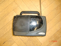 RADIO PHILIPS - HOLAND 12V - 220V