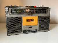 Starinski radio - nedelujoč