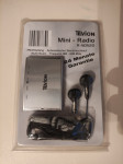 Mali prenosni radio s slušalkami