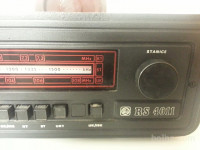 Radijski sprejemnik z uro Ei Niš RS-4011