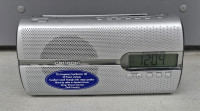 Radio  GRUNDIG Music 51 RP 5201 PLL V delujočem stanju  Cena 10€ Ljubl