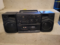 Radio na kasete AudiSonic
