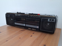 Radio kasetofon boombox NEC
