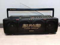 Radio-kasetofon Hitachi TRK-3D88E