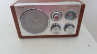 prodam radio iz 90-tih, znamke SCOTT