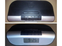 Radio-budilka na dve bateriji AA 1.5V - nova, nerabljena