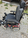 Akumulatorski invalidski voziček