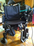 Električni invalidski voziček Heartway HP 8