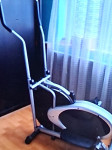 Orbitrek znamke Elan.