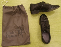 Plesni čevlji -trije pari št.37 in 38,hlače, bodiji
