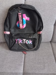 RUZAK Tik Tok S PRIKLJUČKI ZA SLUŠALKE IN USB KABLOM...TIK TOK