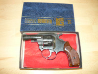 signalni revolver RG 76