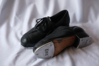Step čevlji z Bloch ploščicami