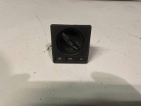 90057580 - STIKALO LUČI IN MEGLENK OPEL REKORD E2