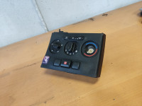 Opel Zafira A  stikalo stikala za ventilacijo smernike konzola