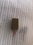 serija 1 3 5 7 x5 dvojni rele BMW rjav 8384505 relay