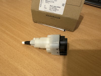 NOVO stikalo sklopke Audi original VAG ročni menjalnik 7H0927189