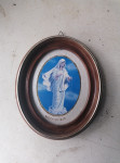 SLIKA v lepem ovalnem okvirju s steklom 13 x 15 cm