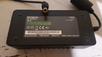 Sony polnilec napajalnik 18V