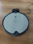 iRobot Roomba 698 robotski sesalnik