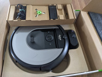 iRobot Roomba i7150