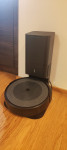 Roomba i3+ Robotski sesalnik (i3558)