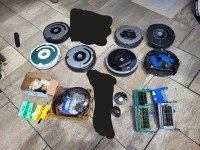Sesalniki Irobot Roomba in oprema