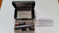MagLite ali Mag-Lite temno siva Solitaire ksenonska svetilka K 3A 092