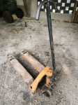 Ročni viličar 2500kg