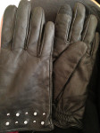 Črne elegantne usnjene rokavice z biserčki