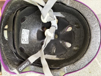 ČELADA ZA KOTALKANJE ALI ROLANJE