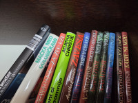 Agatha Christie 10 knjig zbirka 60€  ali posamezno po ceni v oglasu