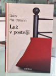 Gaby Hauptmann – Laž v postelji - 2006. Poštnina vključena.