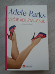 novo - knjiga Večje kot življenje - Adele Parks