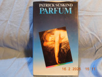 PATRICK SÜSKIND : PARFUM - ZGODBA O MORILCU