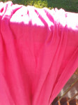 Nov šal v temno roza barvi