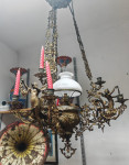 Čudovita starinska viseča svetilka. Premer cca 1m