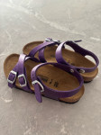 Nove Birkenstock sandali za deklice št. 32