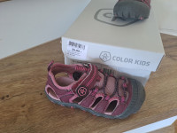 Št.27 Color Kids dekliški sandali ND16,5