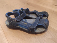 Teva sandali št. 30