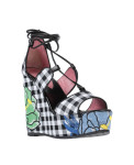 Blumarine sandali št 37 / polna peta