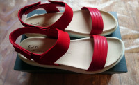 Ecco čevlji št 42, sandali chilli red Ecco Flowt W, size 11