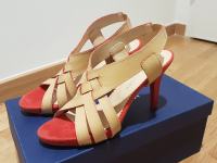 Zelo lepi sandali italijanske blagovne znamke Moda di Fausto, št. 38